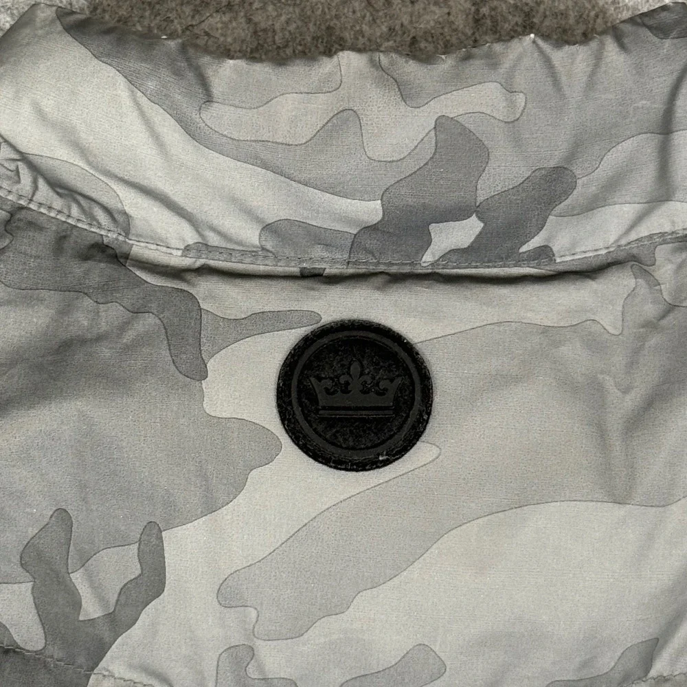 Peter Millar Mens XL Gray Camo Après Ski Puffer Vest Water Resistant MF22Z01